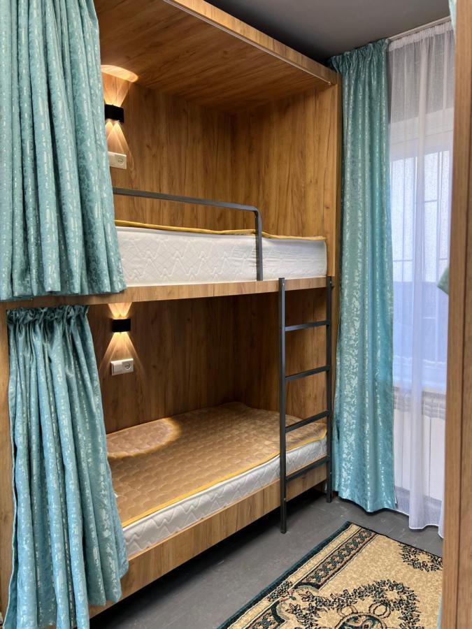Hostel Edem Bishkek Tokoldosh Екстер'єр фото