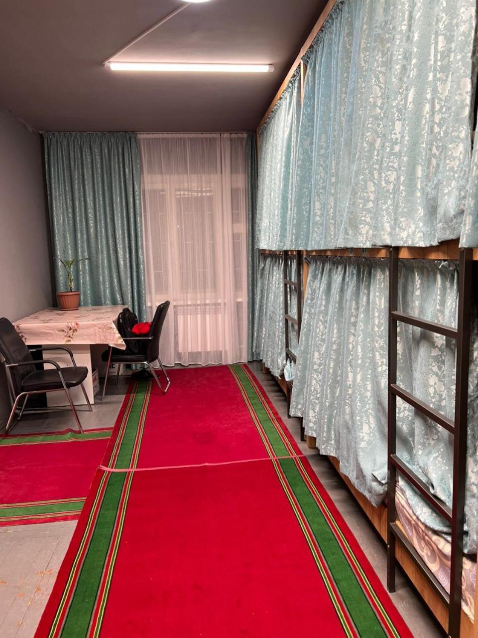 Hostel Edem Bishkek Tokoldosh Екстер'єр фото