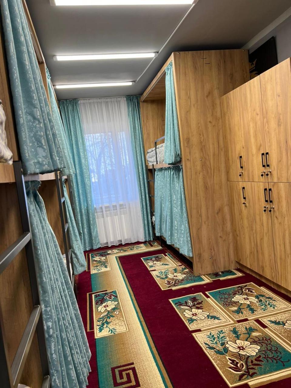 Hostel Edem Bishkek Tokoldosh Екстер'єр фото